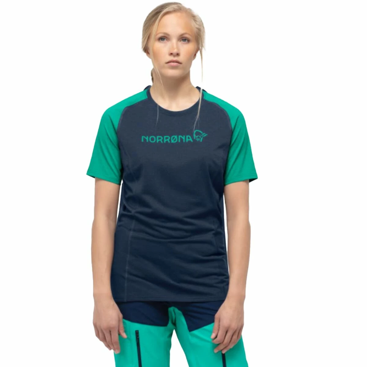 Norrona Fjora Equaliser Lightweight T Shirt Women's 3 Norrona Fjora Equaliser Lightweight T Shirt Women's - Image 3