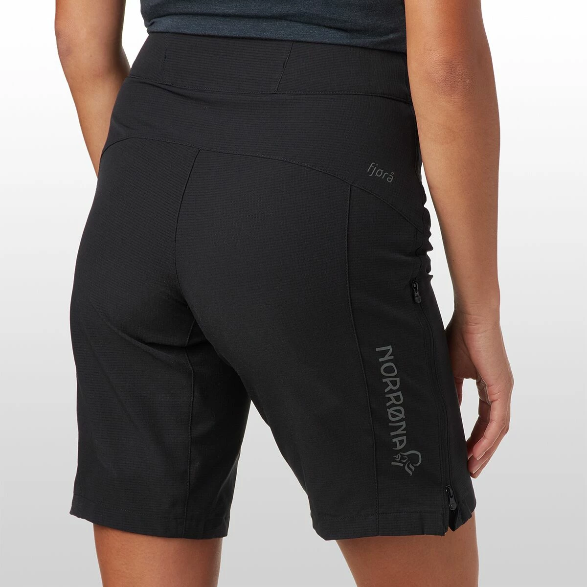 Norrona Fjora Flex1 Lightweight Shorts Women's 5 Norrona Fjora Flex1 Lightweight Shorts Women's - Image 5