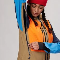 Norrona Lofoten GORE TEX Pro Jacket Women's 26 Norrona Lofoten GORE TEX Pro Jacket Women's -Norron Style Shop ELMORAPOP D5