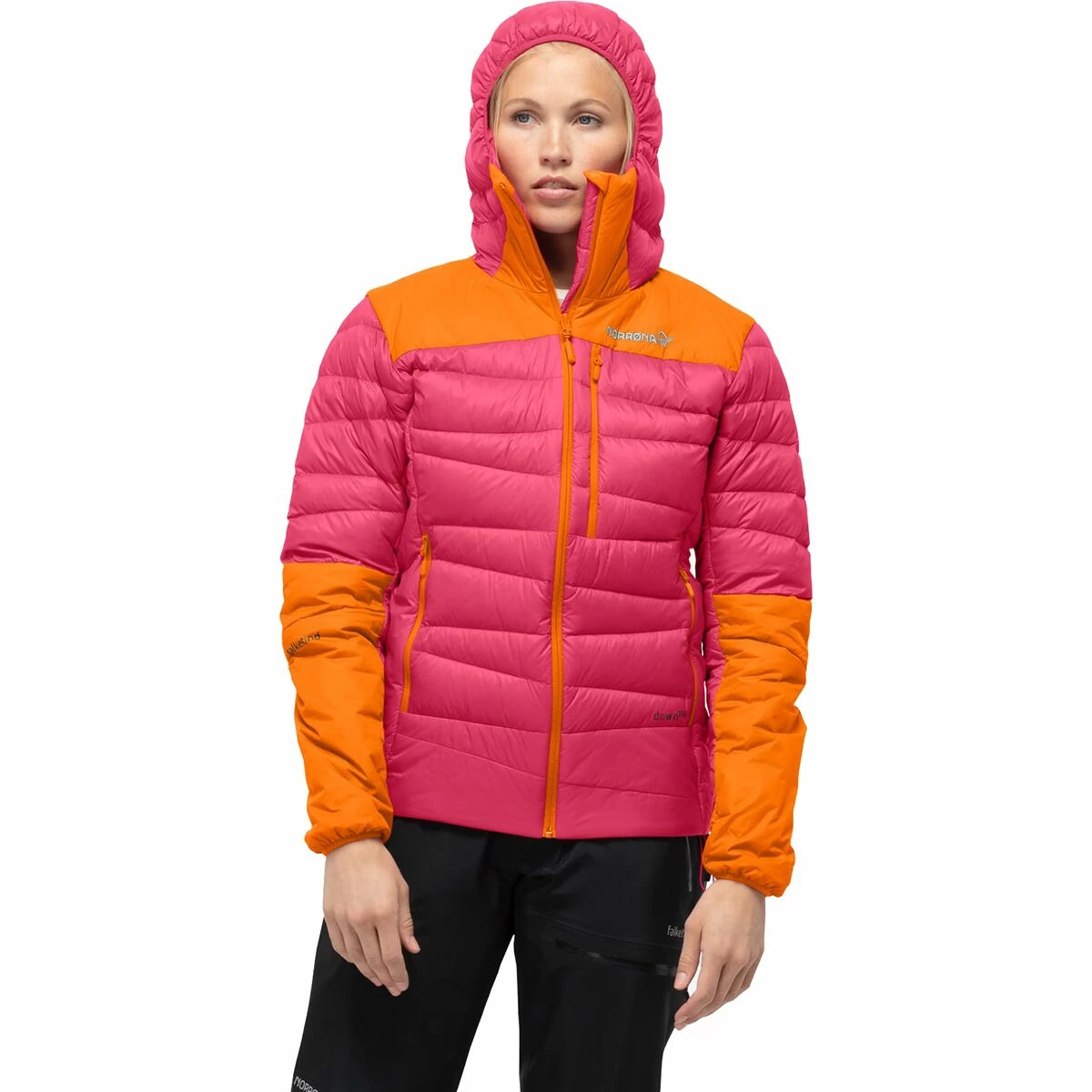 Norrona Falketind Down750 Hooded Jacket Women's 4 Norrona Falketind Down750 Hooded Jacket Women's - Image 4