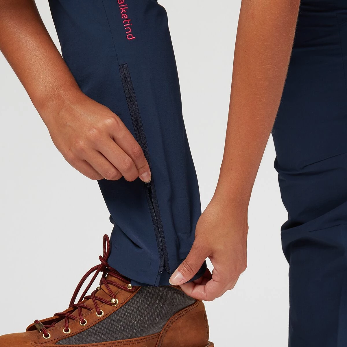 Norrona Falketind Flex1 Pant Women's 4 Norrona Falketind Flex1 Pant Women's - Image 4