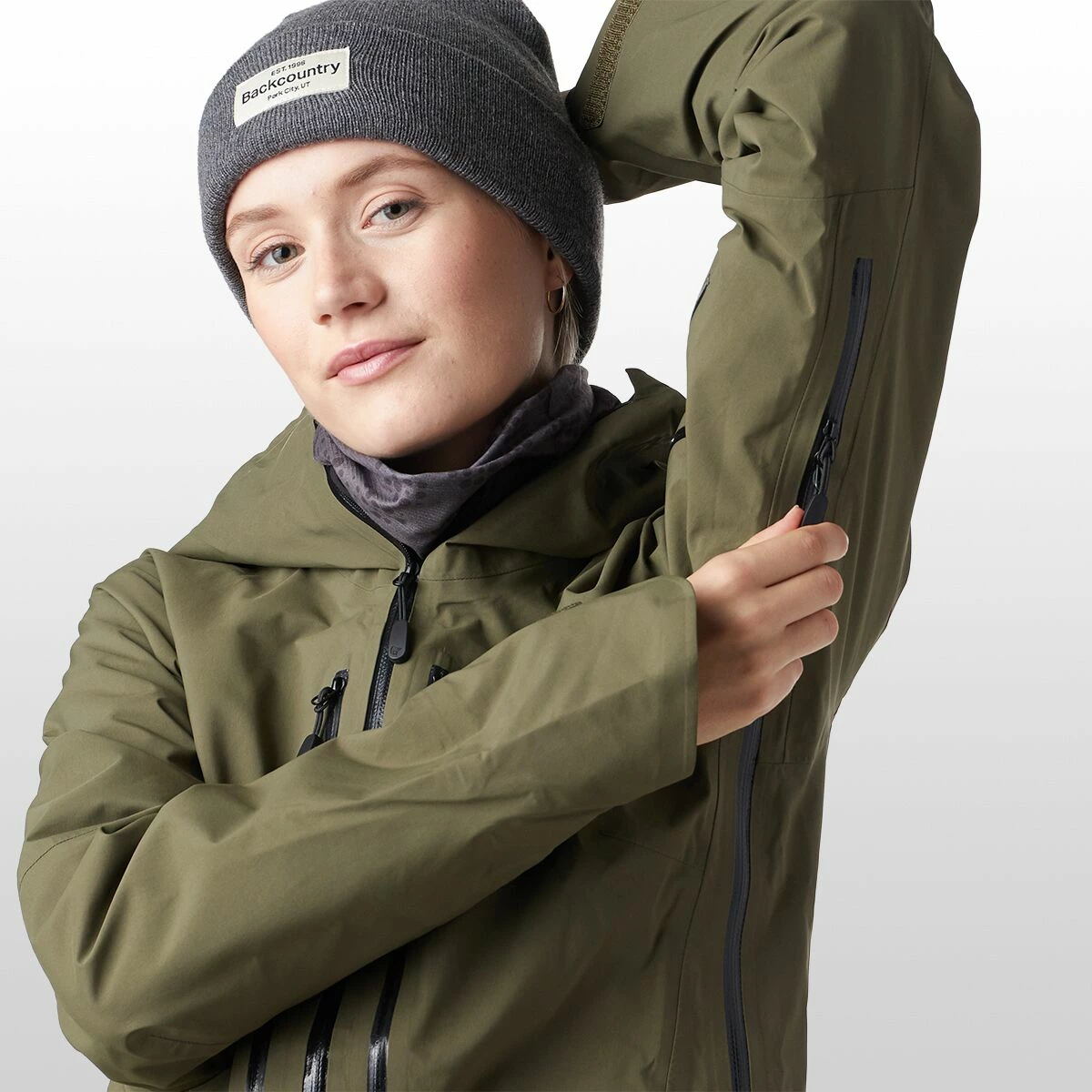 Norrona Lofoten GORE TEX Pro Anorak Jacket Women's 9 Norrona Lofoten GORE TEX Pro Anorak Jacket Women's - Image 9