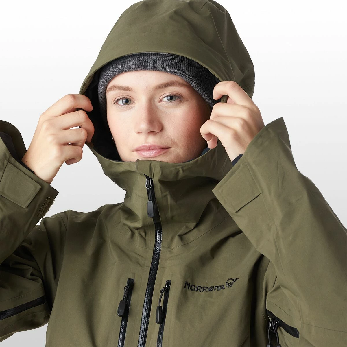 Norrona Lofoten GORE TEX Pro Anorak Jacket Women's 7 Norrona Lofoten GORE TEX Pro Anorak Jacket Women's - Image 7